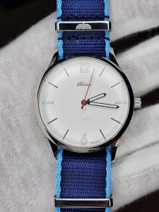 Błonie Delfin 1 | zegarek męski | stalowa koperta | jasna tarcza | pasek NATO