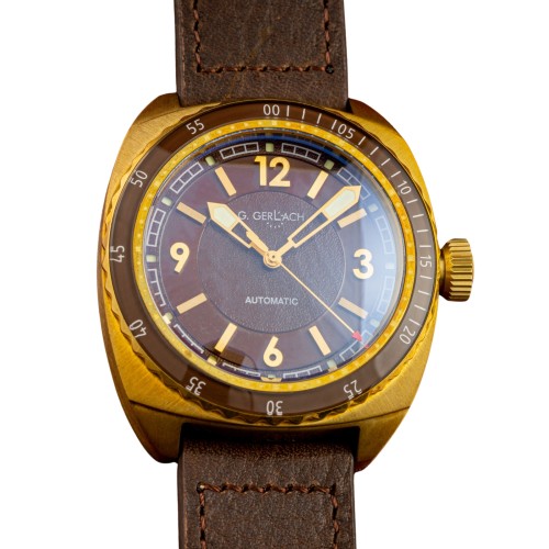 G. Gerlach Submarine | Mosiężny zegarek męski | Brązowa tarcza | 43 mm